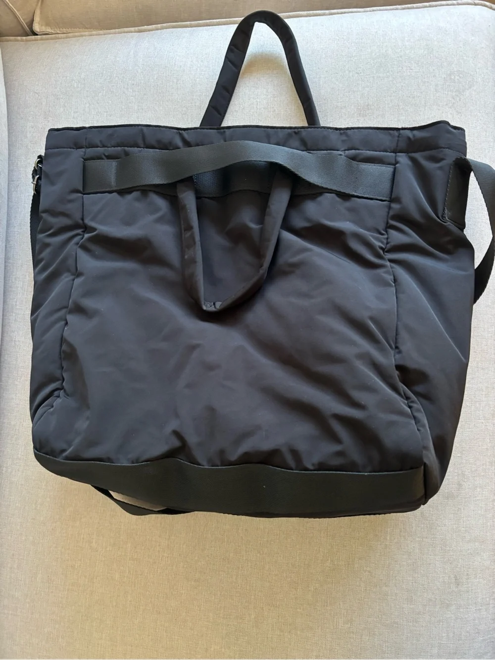 Uniqlo C Black Puffer Tote Bag with Crossbody Strap